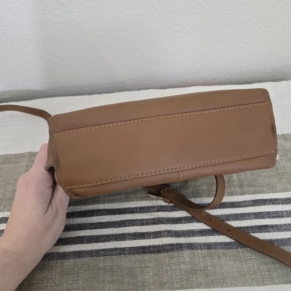 Ted Baker Myloo Leather Crossbody Bag - Picture 13 of 14